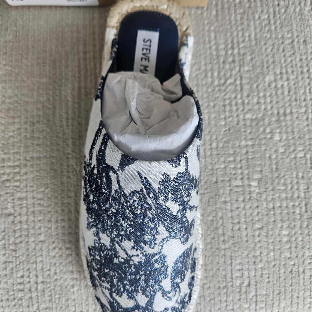 Steve Madden Gilligan Sneakers - Blue and White - Picture 2 of 4